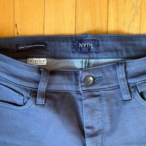 NYDJ Gray AMI Skinny Jeans/Legging Size 10 EUC